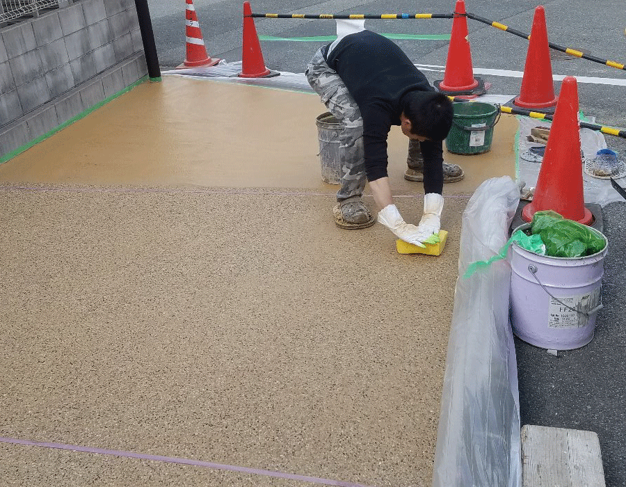 駐車場に施工